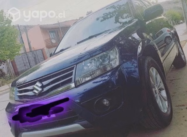 Vendo Suzuki Grand Nomade 2.4 año 2013