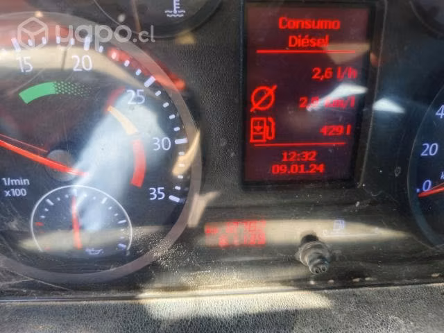 Camión tolva 20 cubos renault kerax 460