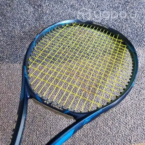 Yonex Ezone 98 grip 3