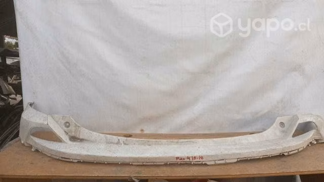 Parachoque trasero rav4 2015 a 2018 2.2