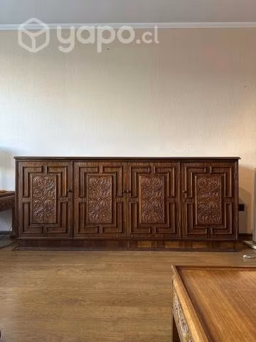 Comedor extensible + 10 sillas + aparador buffet
