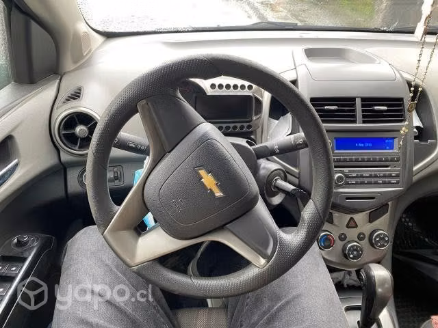 Chevrolet sonic 2012