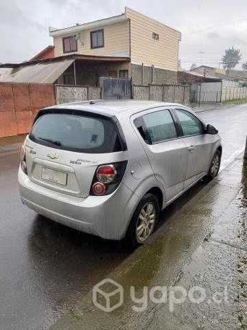 Chevrolet sonic 2012