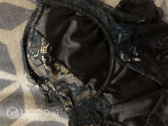 Crop Top de encaje - Imagen 4