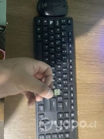 Teclado y mouse