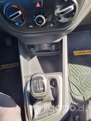 Hyundai accent 2021 value Full equipo