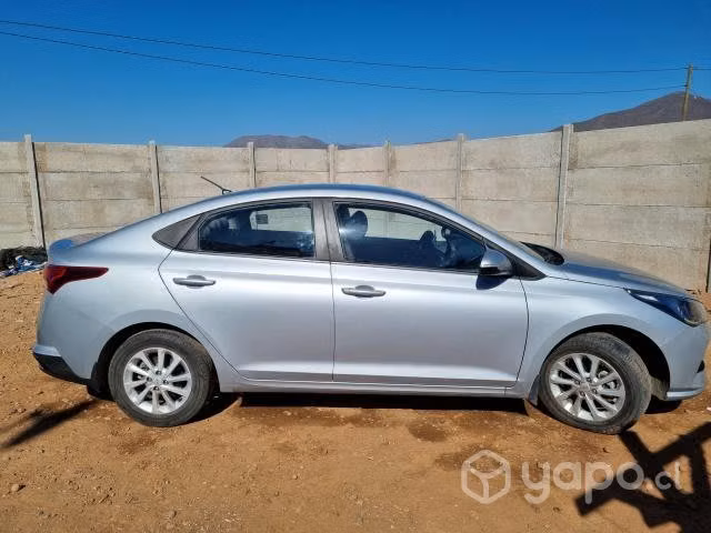 Hyundai accent 2021 value Full equipo