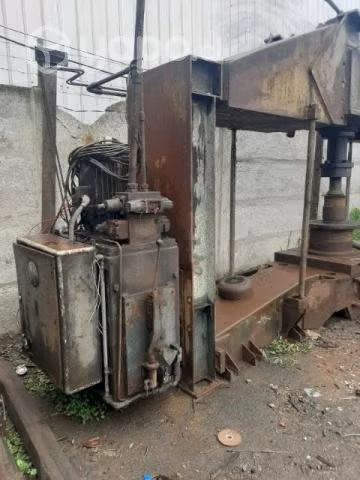 Prensa hidráulica 200ton