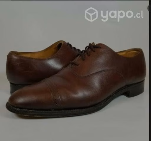 Zapatos con color café oscuro . Formales - Imagen 2