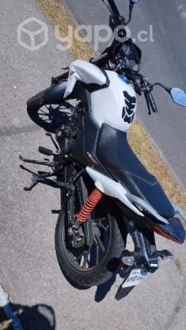 Honda Twister 125 F 2022