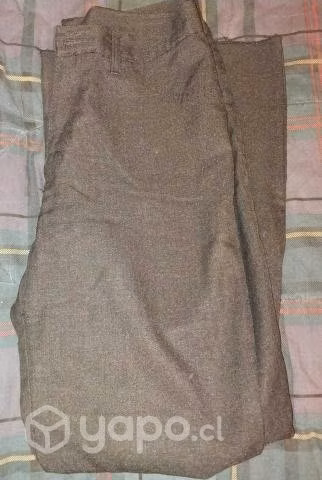 Uniforme Liceo Experimental UMAG - Imagen 2
