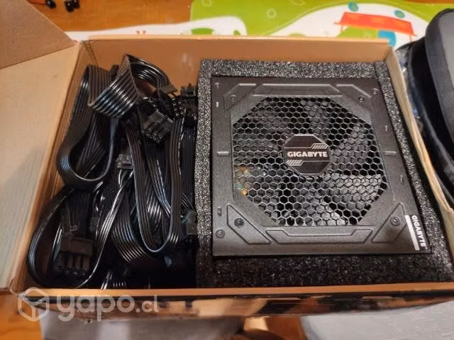 Fuente de poder 80+gold,750watts modular - Imagen 4