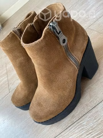 Botines C/moran talla 36 - Imagen 2