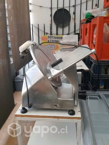 Máquina para cortar cecinas