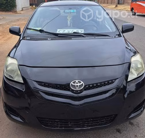 Toyota yaris 2011