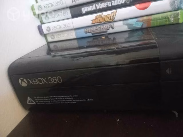 Xbox 360 (CON JUEGOS INCLUIDOS)