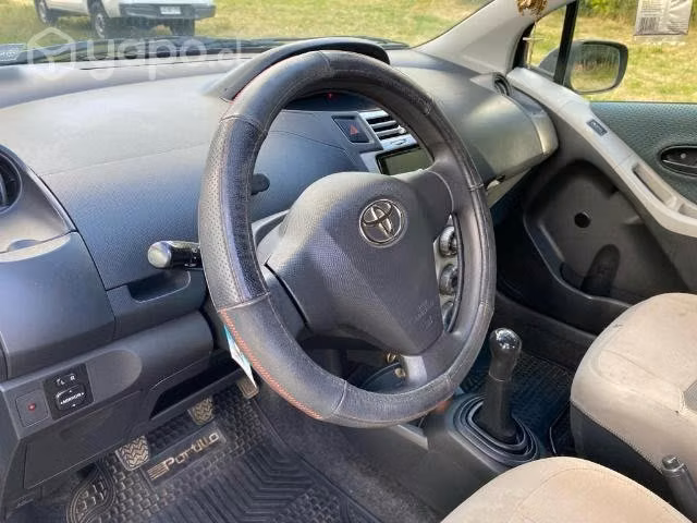 Yaris sport 2008