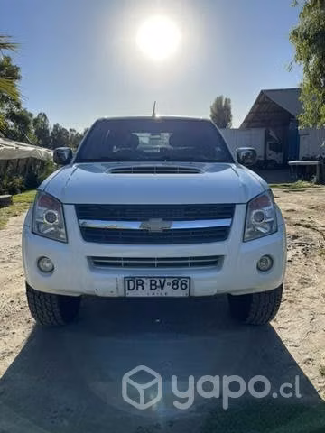 se vende d-max año 2012