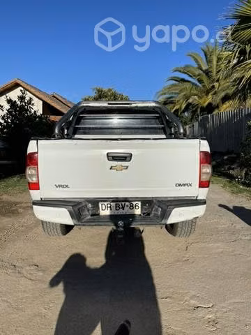 se vende d-max año 2012