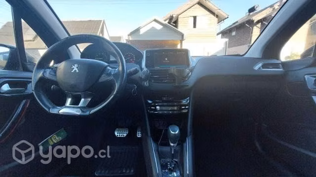 Peugout 208 Gt Line