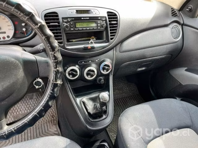 Hyundai i-10 2010 - Imagen 8