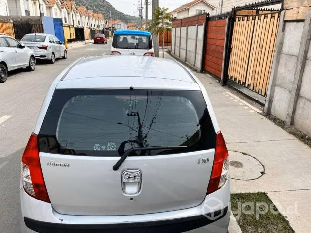 Hyundai i-10 2010 - Imagen 2
