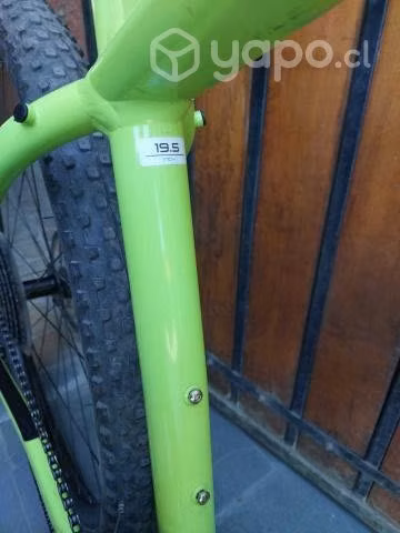 Bicicleta Motain Bike Trek Caliber 9