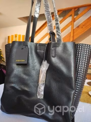 Cartera negra nueva de marca AMPHORA