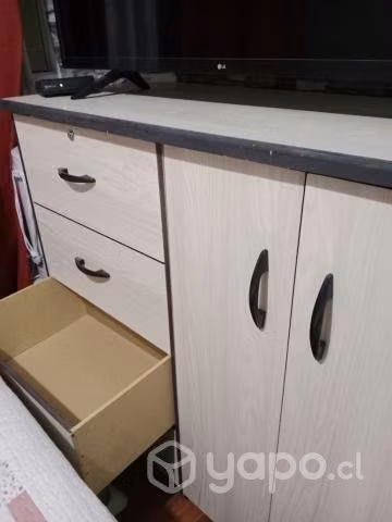 Comoda de 4 cajones y puerta para colgar ropa - Imagen 2
