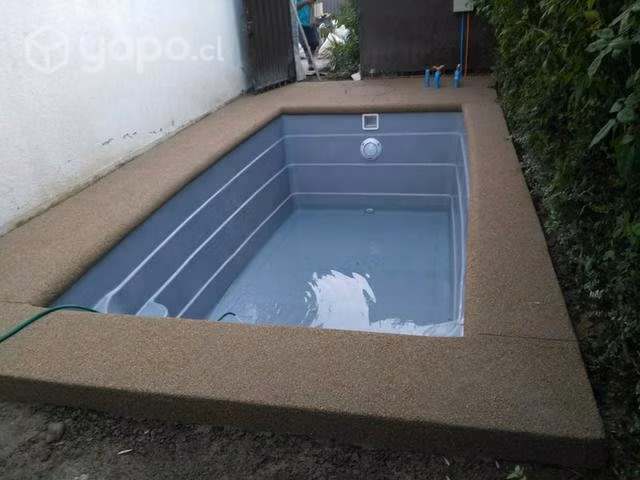 Reparación piscinas en fibra de vidrio