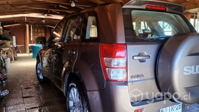 Suzuki grand nomade 2016