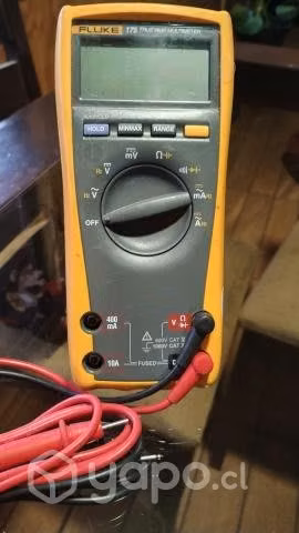 Fluke 175 true rms multimeter