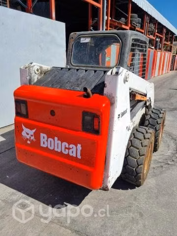 Minicargador BOBCAT