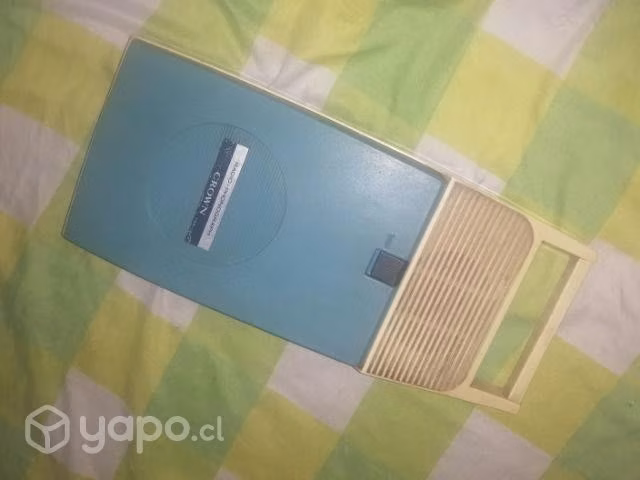 Antiguo radio tocadiscos crown