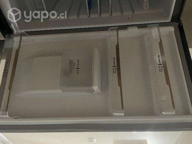 Refrigerador Midea como nuevo - Imagen 4
