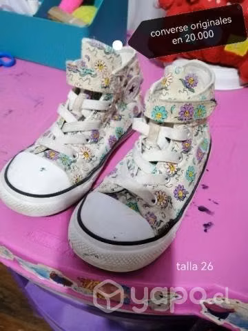 Zapatos y zapatilla niña diferentes tallas