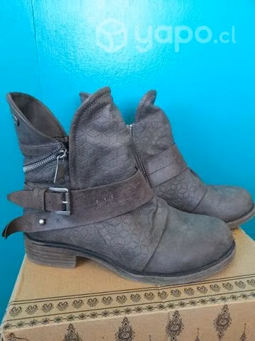 Botines envejecidos