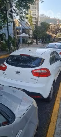 Vendo Kia Rio 2014 - Imagen 2