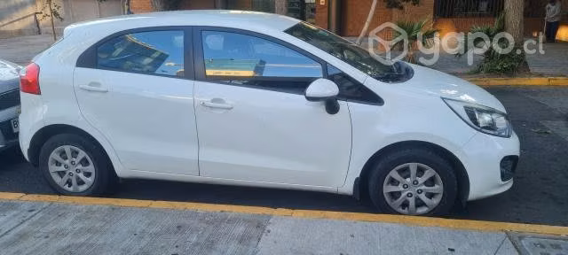 Vendo Kia Rio 2014 - Imagen 3