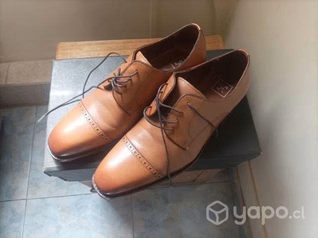 Calzado cardinale 40 casi nuevo