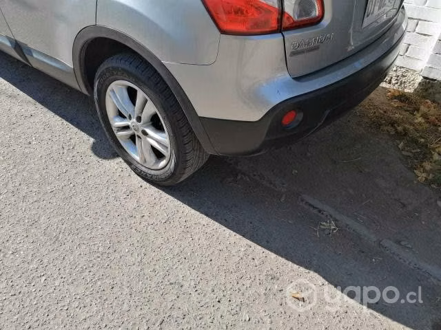 Nissan qashqai 2012