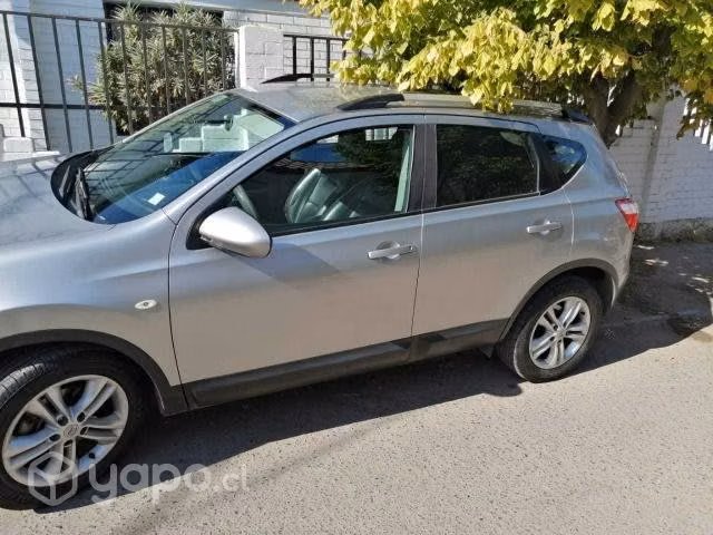 Nissan qashqai 2012