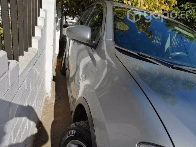 Nissan qashqai 2012