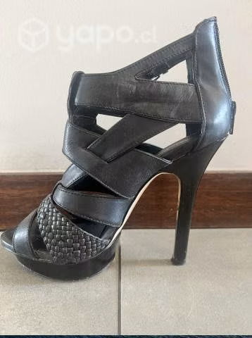 Tacones Negros Marca Aldo