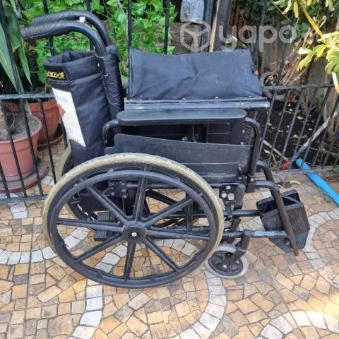 Silla de ruedas plegable