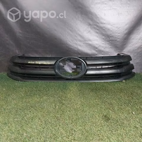 Mascara toyota hilux 2016 2020