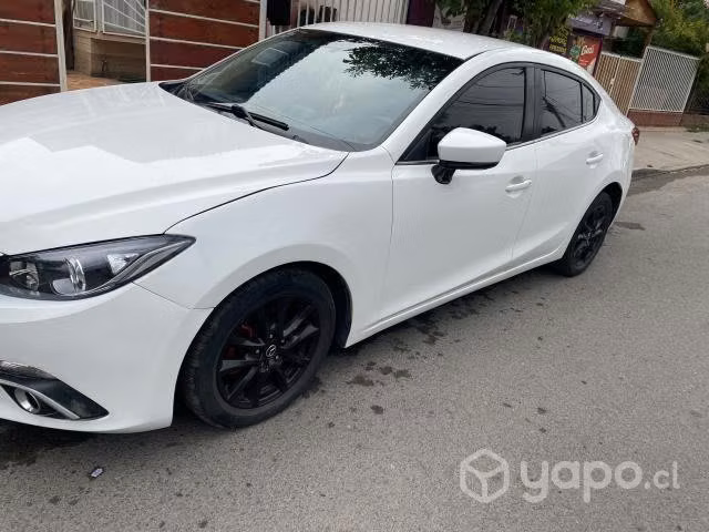 Se vende Mazda 3 1.6