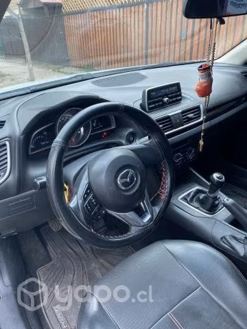 Se vende Mazda 3 1.6