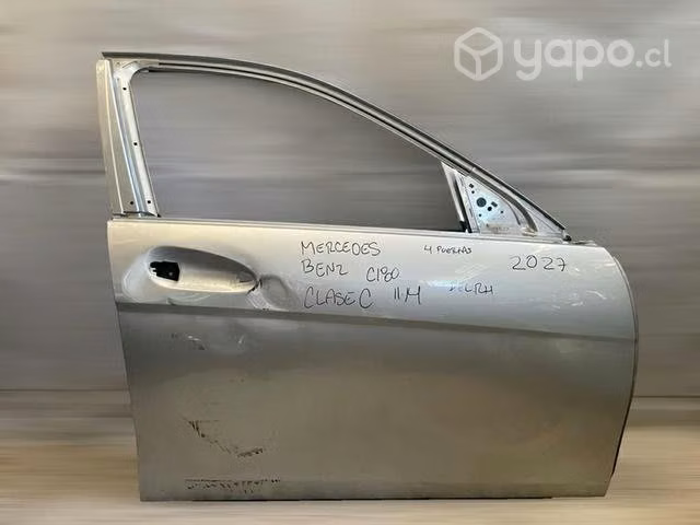 Puerta delantera Rh Mercedes Benz clasec c180 2011