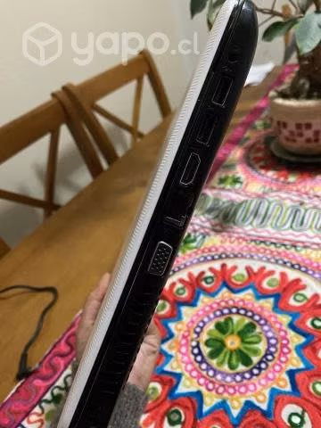 Notebook HP blanco - Imagen 2